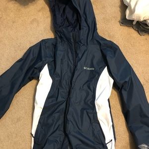 Women’s Columbia Windbreaker.